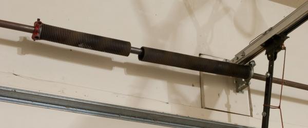 Torsion spring showing separation in the coils
